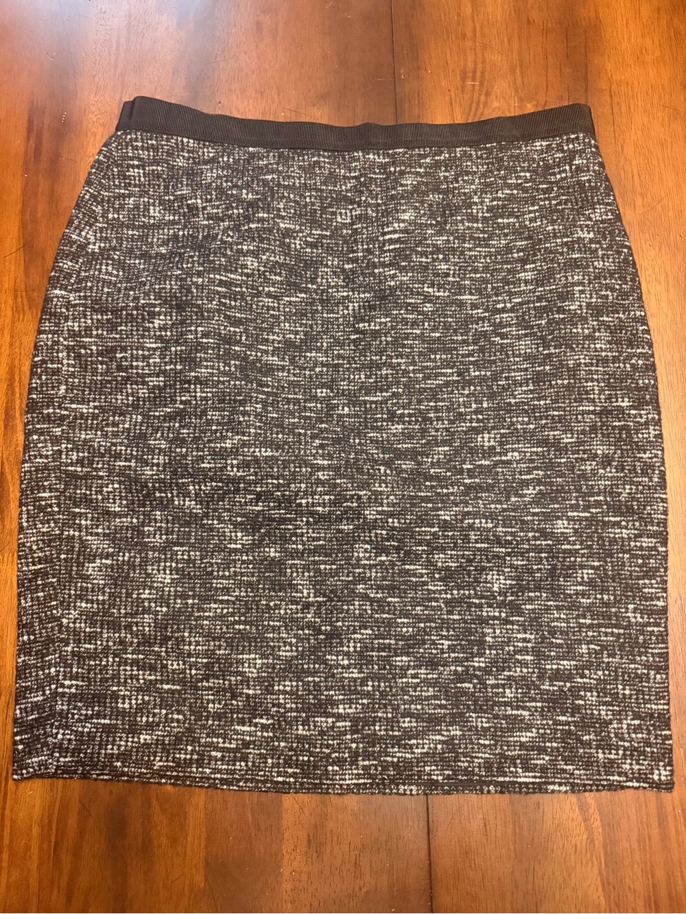 Ann Taylor Black & White Tweed Knit Pencil Skirt